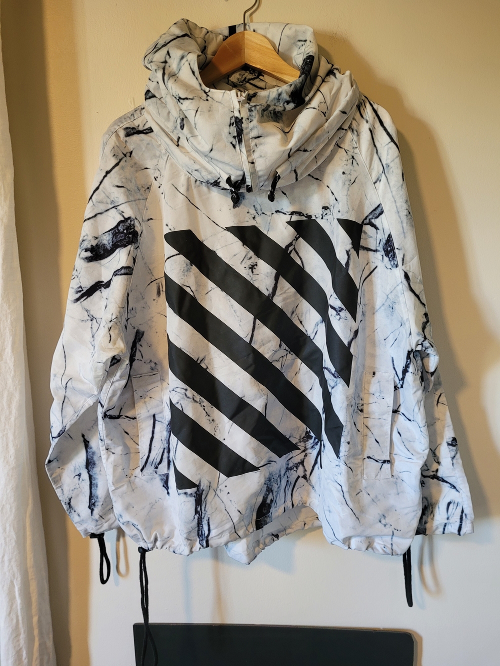 Off-White Marble-Print Pullover in Black and White C/o Virgil Abloh